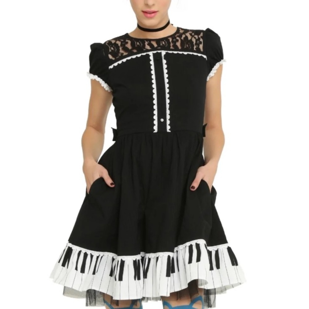 Black & White Lolita Piano Ruffle Dress